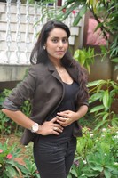 Kenisha Chandran Photos